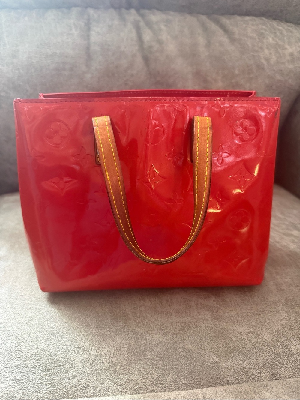 100% Authentic Louis Vuitton Vernis Mini COMES WITH COA